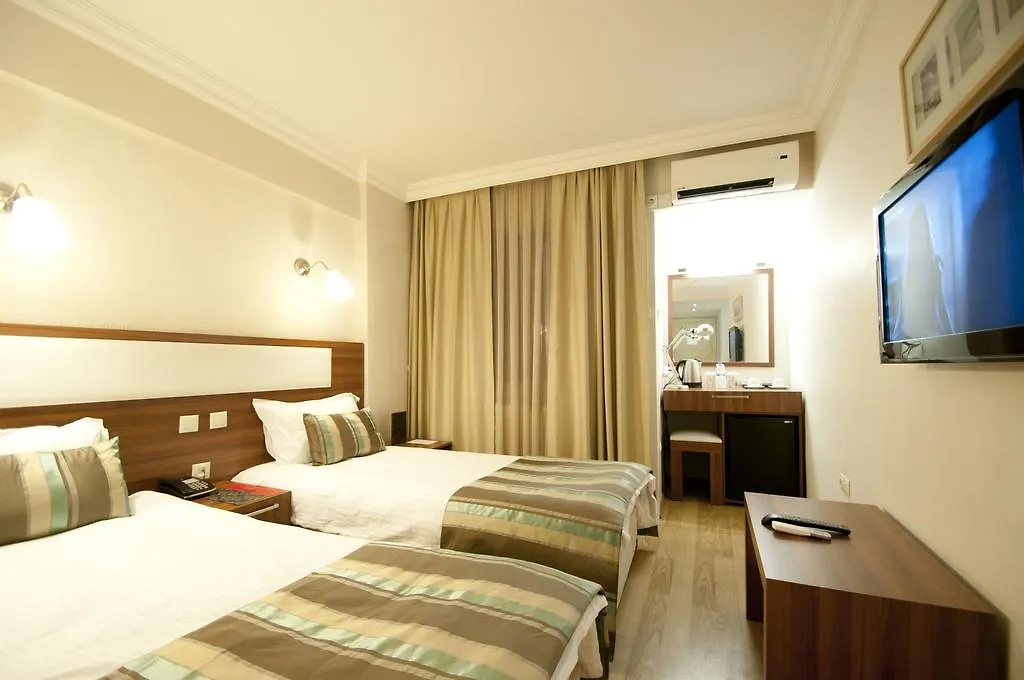 Megapole Hotel Izmir 3*,  Turkey